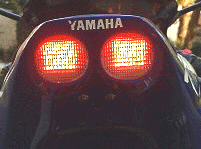 Yamaha YZF-R6 Kit retrofit Feu arrière LED intégré pour les années 2001 2002 par Custom LED