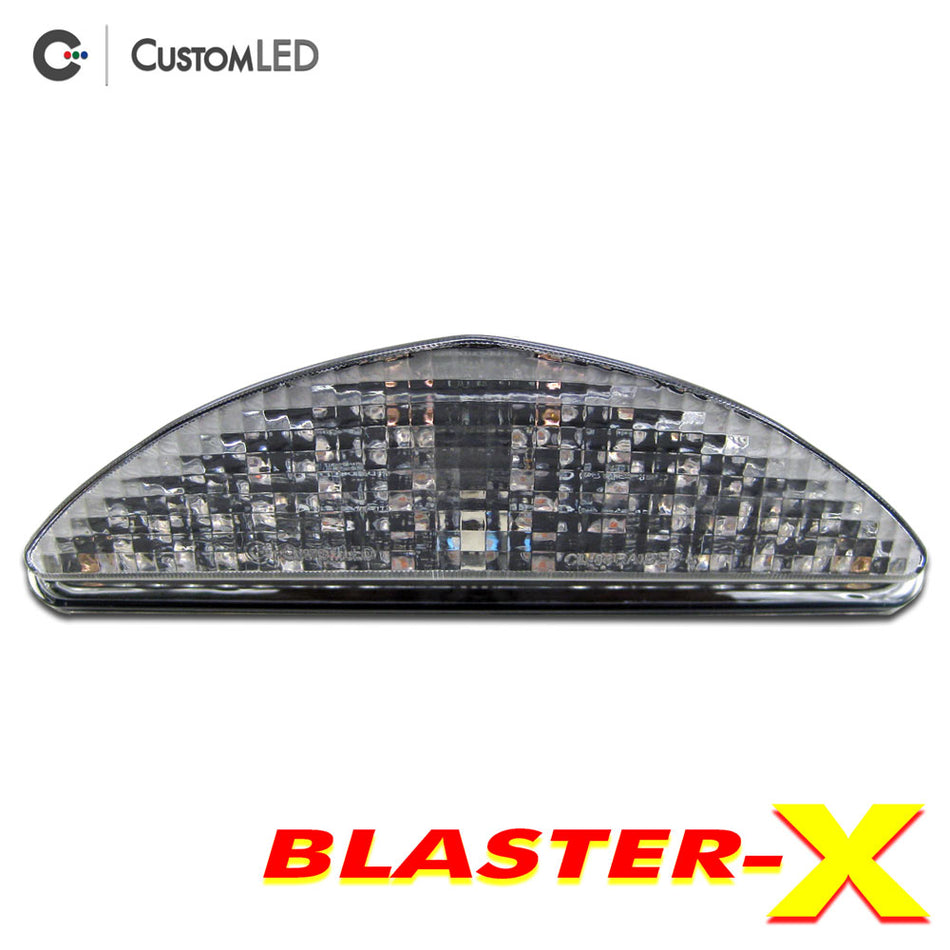 Yamaha Road Star Raider Blaster-X Feu arrière LED intégré pour les années 2008 2009 2010 2011 2012 2013 2014 par Custom LED - Lentille transparente